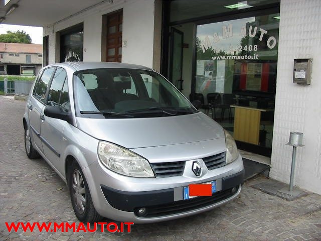 Auto usata RENAULT Scenic 1.5 dCi/80cv Authentique del 2005 - Di