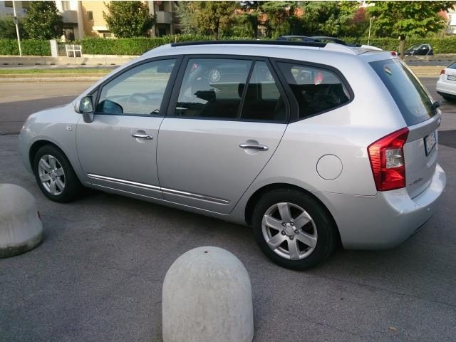 KIA Carens CRDi Class Sensori Parking Posteriori - 7