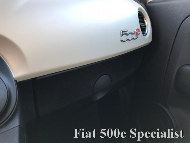 FIAT 500e FIAT 500 ELETTRICA BEV ABARTH LOOK PEARL WHITE