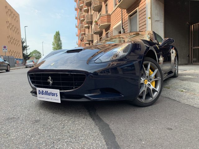 FERRARI California MOD. +30 490cv BLU POZZI PELLE BEIGE!! 