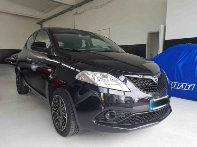 lancia ypsilon 1.2 69 cv 5 porte gold - ok gpl! anno 2018
