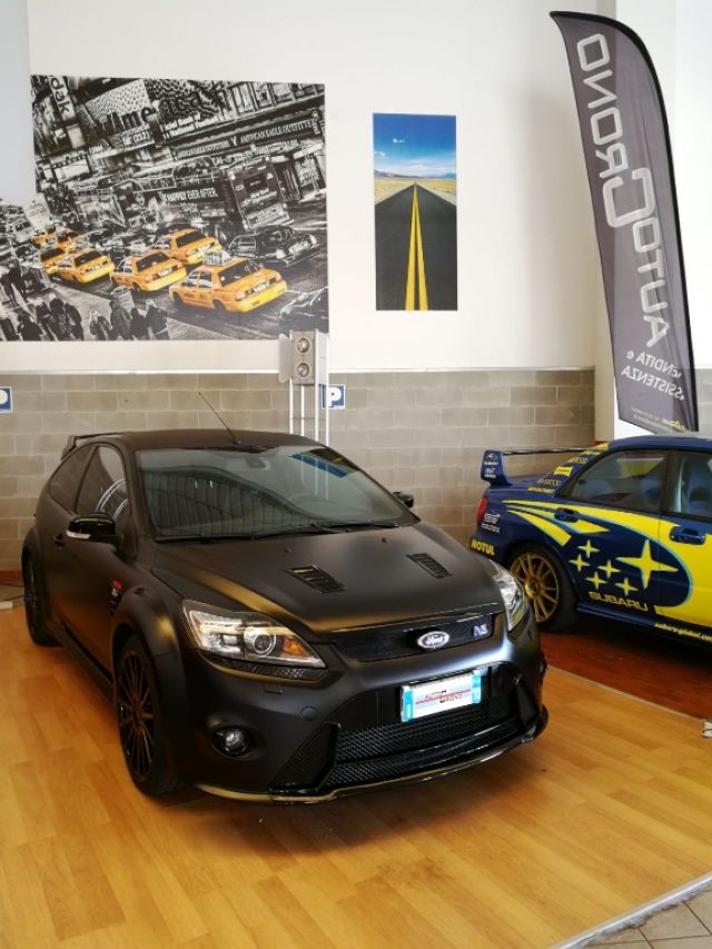 ford focus 2.5t (350cv) 3p. rs 500 nr. 245/500 anno 2010