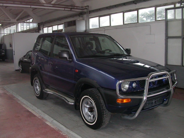 nissan terrano ii 2.4i 12v cat 3 porte se anno 1999