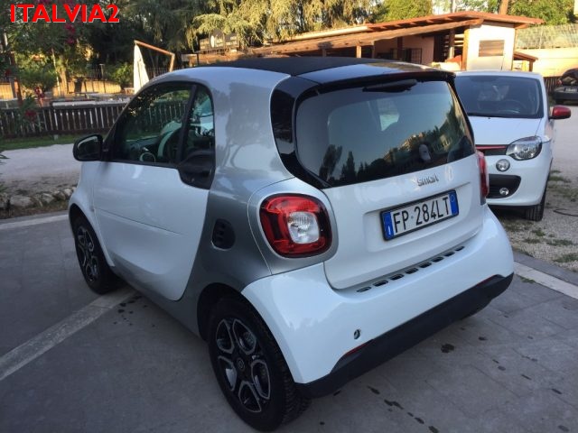 smart fortwo 70 1.0 twinamic youngster navi- pelle cerchi- auto anno 2018