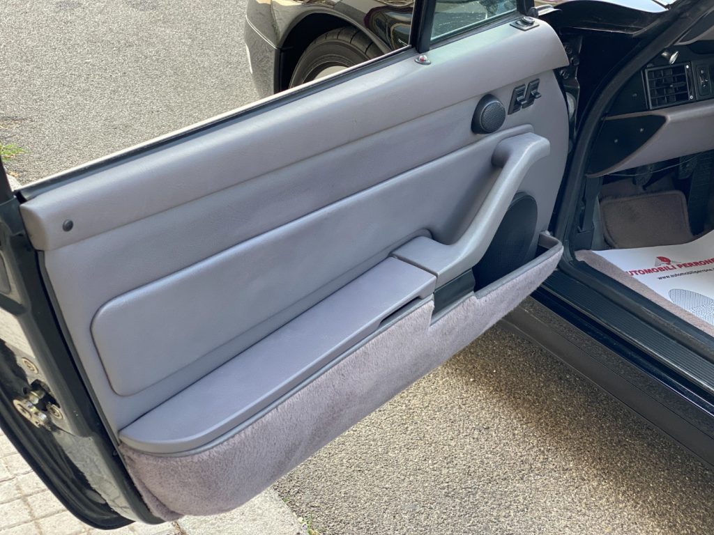 PORSCHE 993 Carrera 4 Coupé - Service Book Porsche - ASI - 18