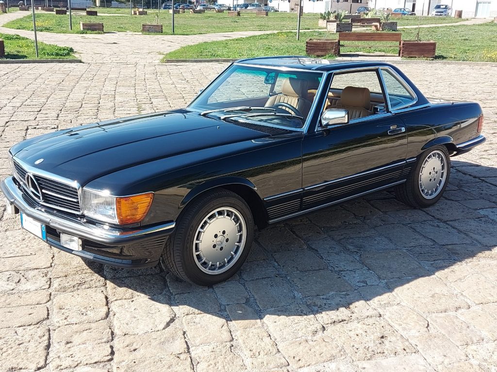 MERCEDES-BENZ SL 560 Interamente restaurata - 30