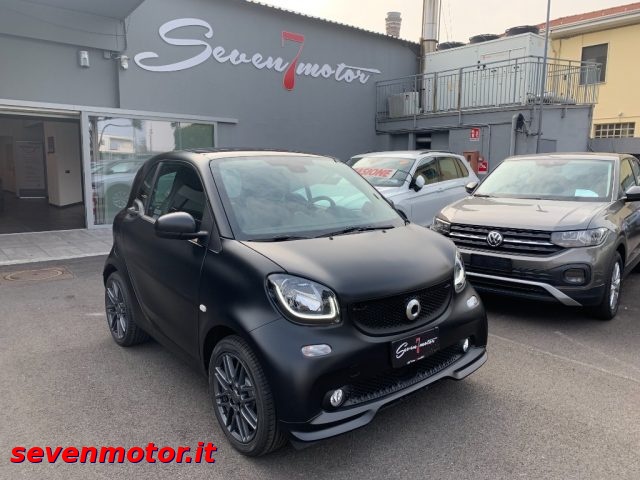 smart fortwo 90 0.9 turbo twinamic berlin black anno 2019