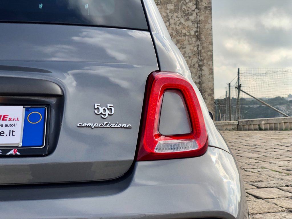 ABARTH 595 Competizione 1.4 Turbo T-Jet 180cv Competizione (Soli 10.000km) - luci-posteriori