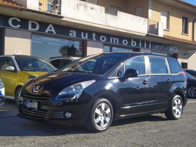 peugeot 5008 1.6 hdi 112cv cambio robotizzato tecno 7 posti anno 2010