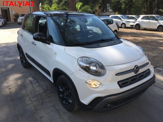 fiat 500l 1.4 95 cv cross climatronik retrocamera car play anno 2020