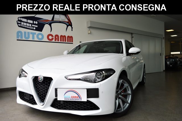 alfa romeo giulia 2.0 turbo 200cv at8 sport-tech km0 pronta consegna anno 2019