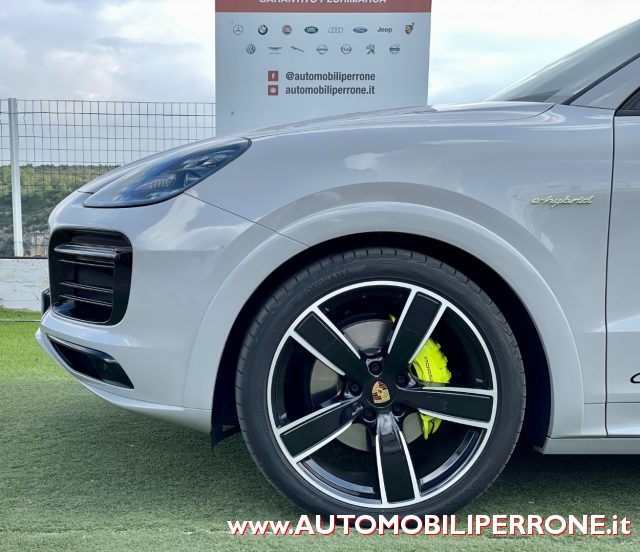 PORSCHE Cayenne Coupè 3.0 V6 E-Hybrid  FULL OPTIONALS