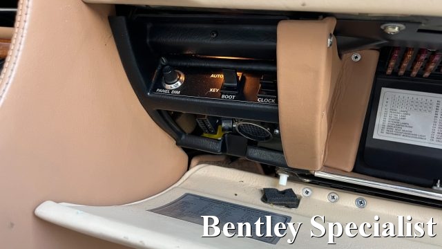 Immagine di BENTLEY Azure Cabriolet 6.8 V8 Solo 844 Esemplari Prodotti