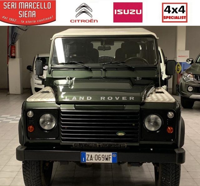 LAND ROVER Defender 90 2.4 TD4 Station Wagon 