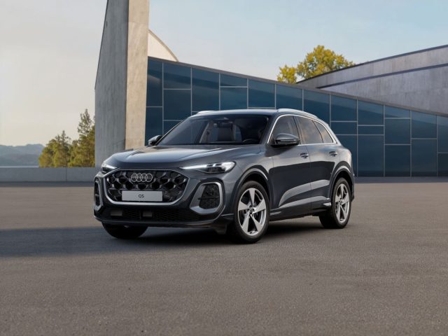AUDI Q5 Vari colori metallizzato