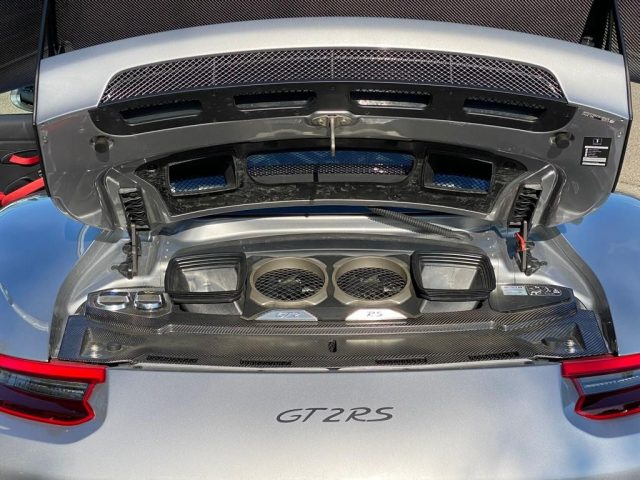 PORSCHE 911 3.8 GT2 RS WEISSACH PDK