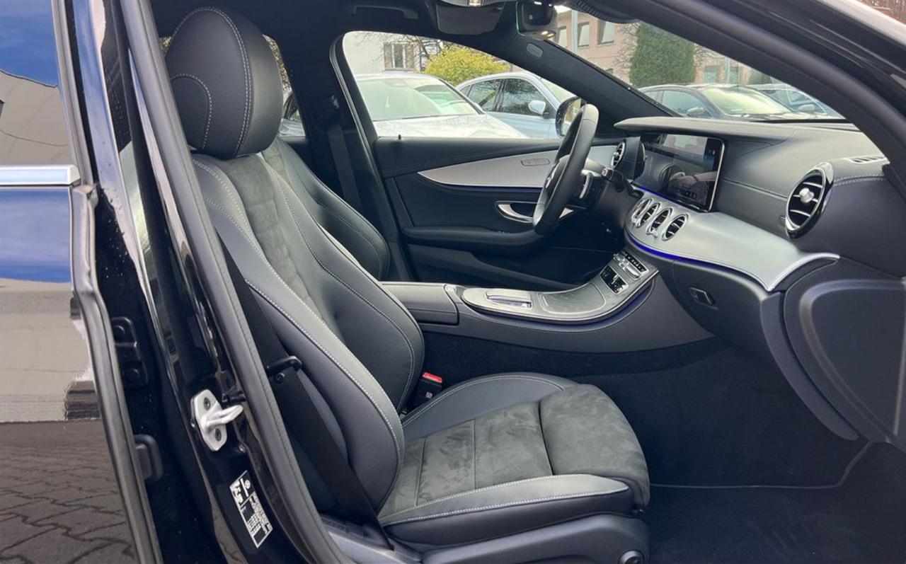 MERCEDES-BENZ E 220 d HYBRID PREMIUM MULTIBEAM MBUX BURMESTER - 9