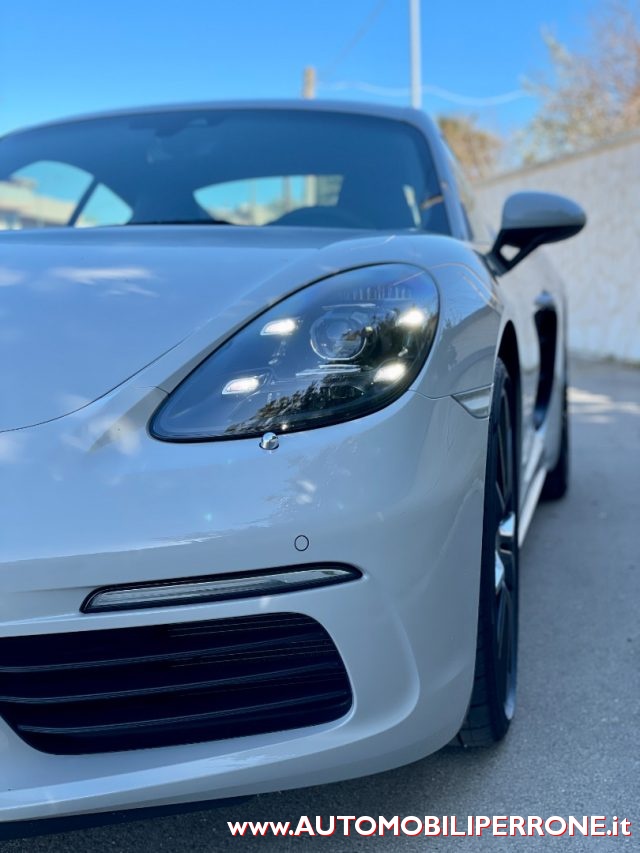 PORSCHE Cayman 718 2.0 300cv PDK (Gesso – soli 8.900Km )