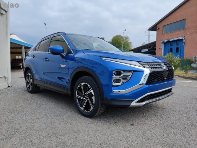 MITSUBISHI Eclipse Cross 2.4 PHEV Instyle SDA Pack 0 4WD