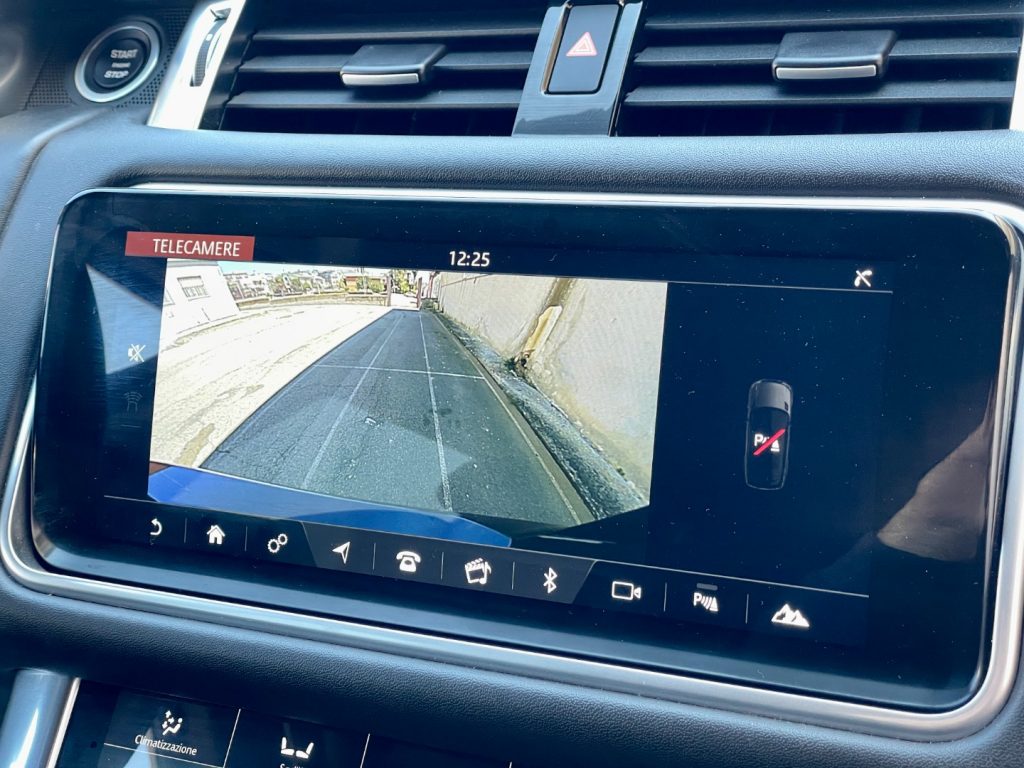 LAND ROVER Range Rover Sport 3.0D l6 249cv HSE Dynamic Stealth MY21 - 11