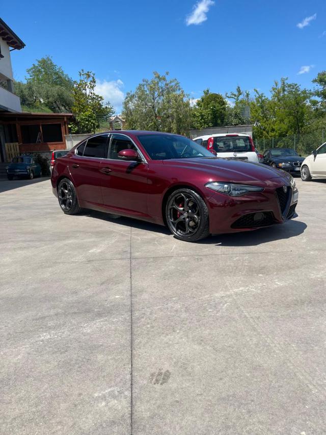 ALFA ROMEO Giulia Rosso metallizzato