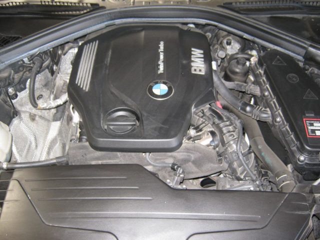 BMW 316 d Business Advantage aut. IVA ESPOSTA