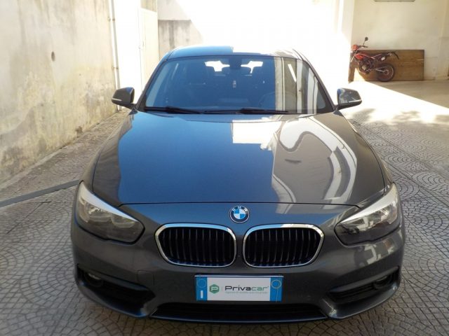 BMW 116 Grigio metallizzato