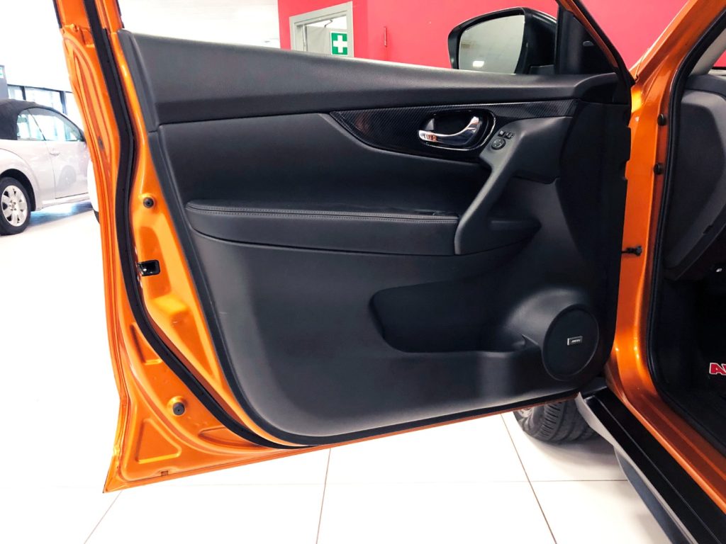 NISSAN X-Trail 2.0 DCI 4WD N-CONNECTA - 18