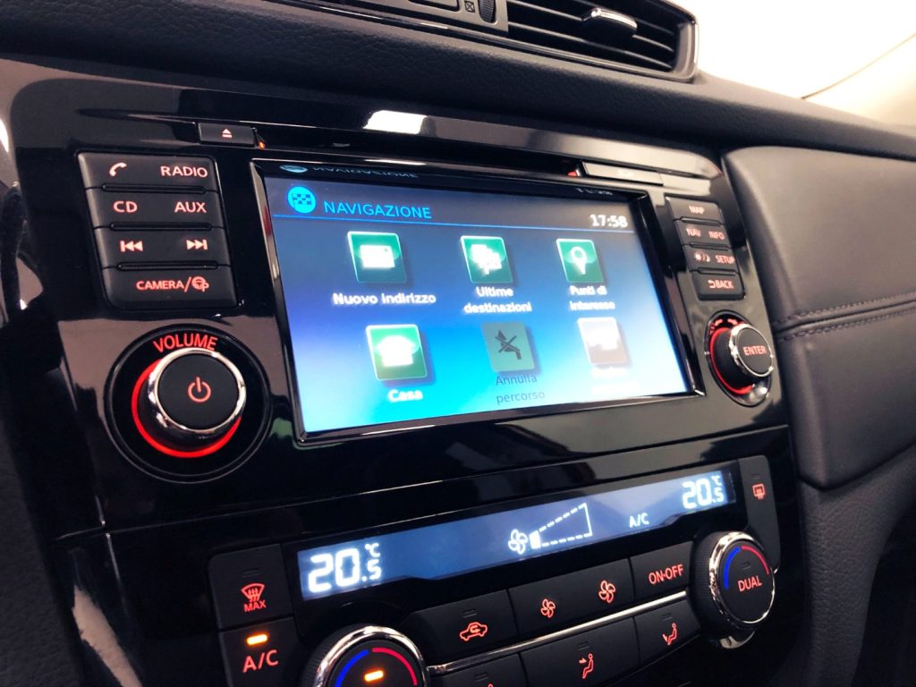 NISSAN X-Trail 2.0 DCI 4WD N-CONNECTA - 48