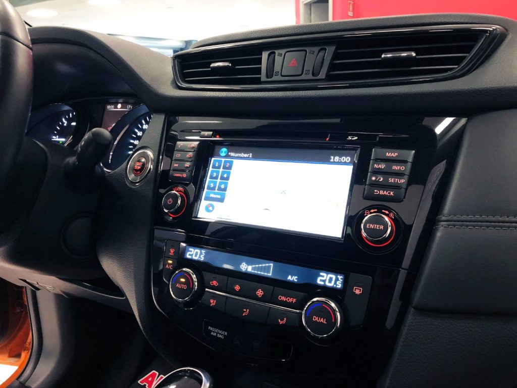 NISSAN X-Trail 2.0 DCI 4WD N-CONNECTA - 57