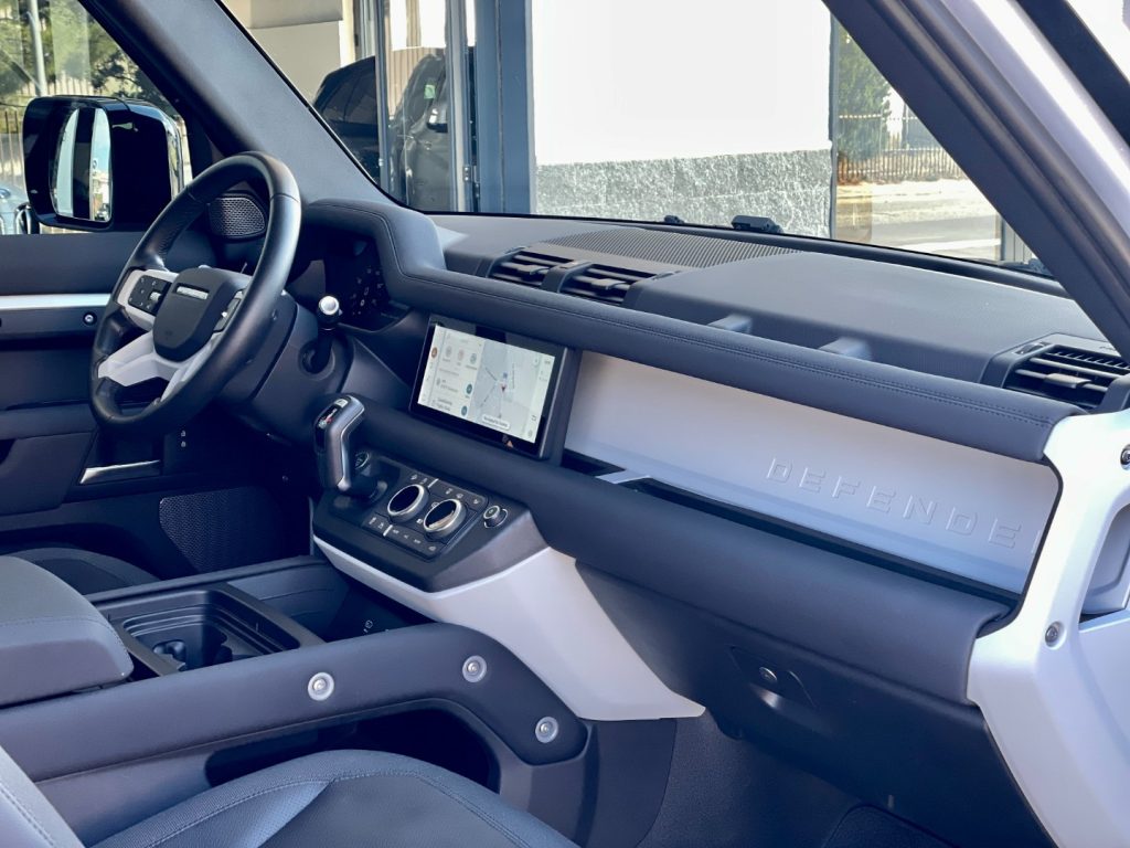 LAND ROVER Defender 90 3.0D I6 250cv MHEV AWD Auto S - 11