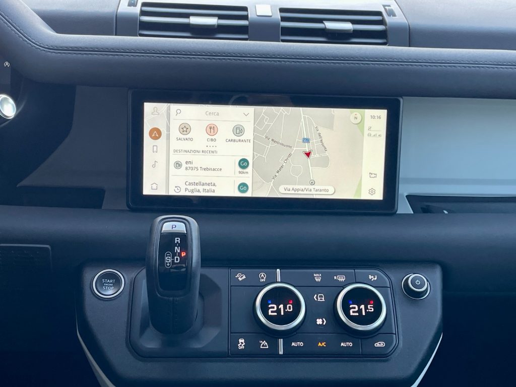 LAND ROVER Defender 90 3.0D I6 250cv MHEV AWD Auto S - 33