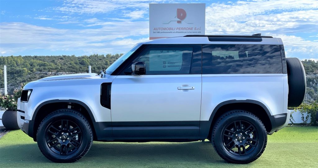 LAND ROVER Defender 90 3.0D I6 250cv MHEV AWD Auto S - 44