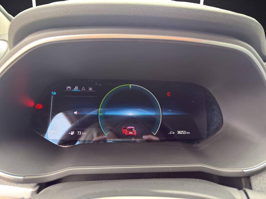 RENAULT ZOE Intens R135 - 11