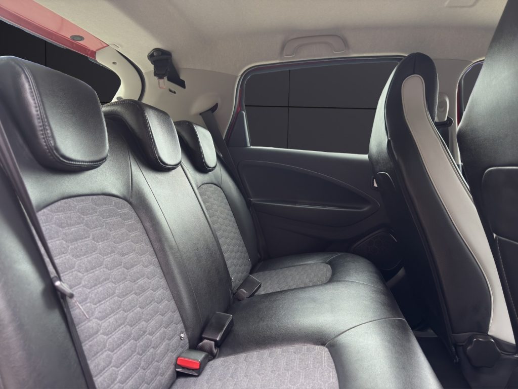 RENAULT ZOE Intens R135 - 19