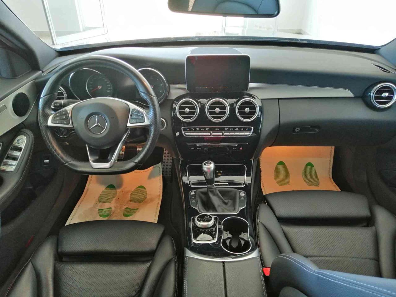 MERCEDES-BENZ C 200 d Premium - abitacolo-anteriore