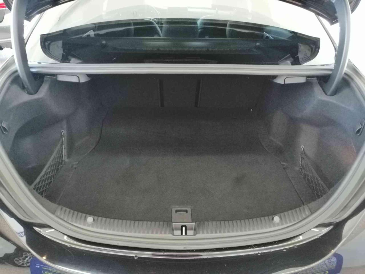 MERCEDES-BENZ C 200 d Premium - bagaglio