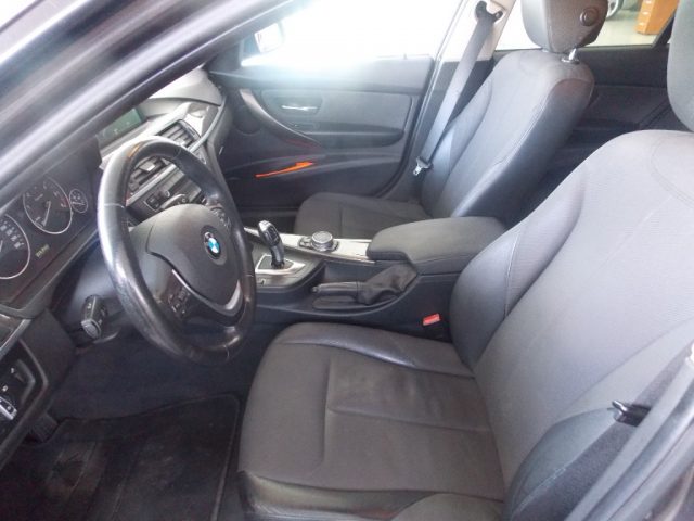 BMW 320 d Touring Modern