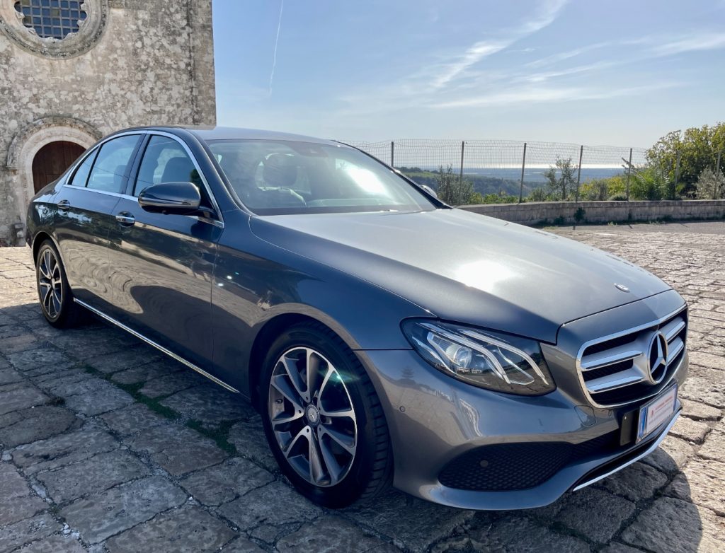 MERCEDES-BENZ E 220 d Sport (Virtual/Navi/Retro/LED) - 19