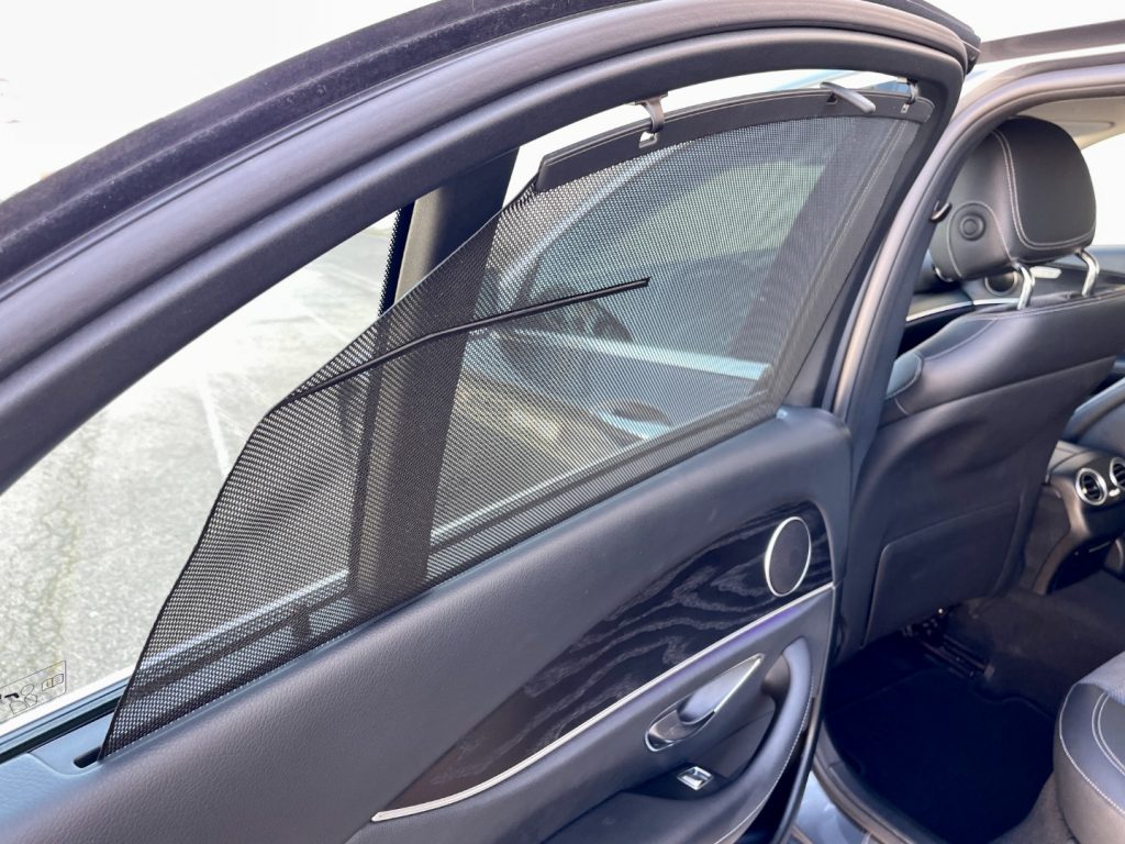 MERCEDES-BENZ E 220 d Sport (Virtual/Navi/Retro/LED) - 25