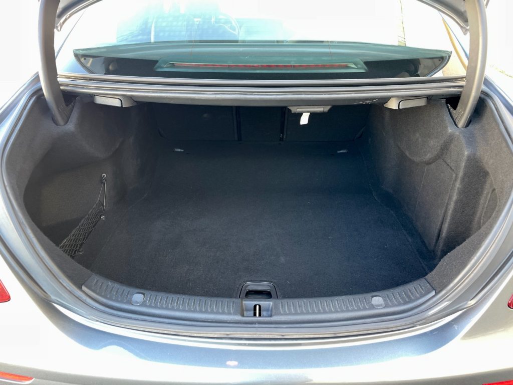 MERCEDES-BENZ E 220 d Sport (Virtual/Navi/Retro/LED) - 26