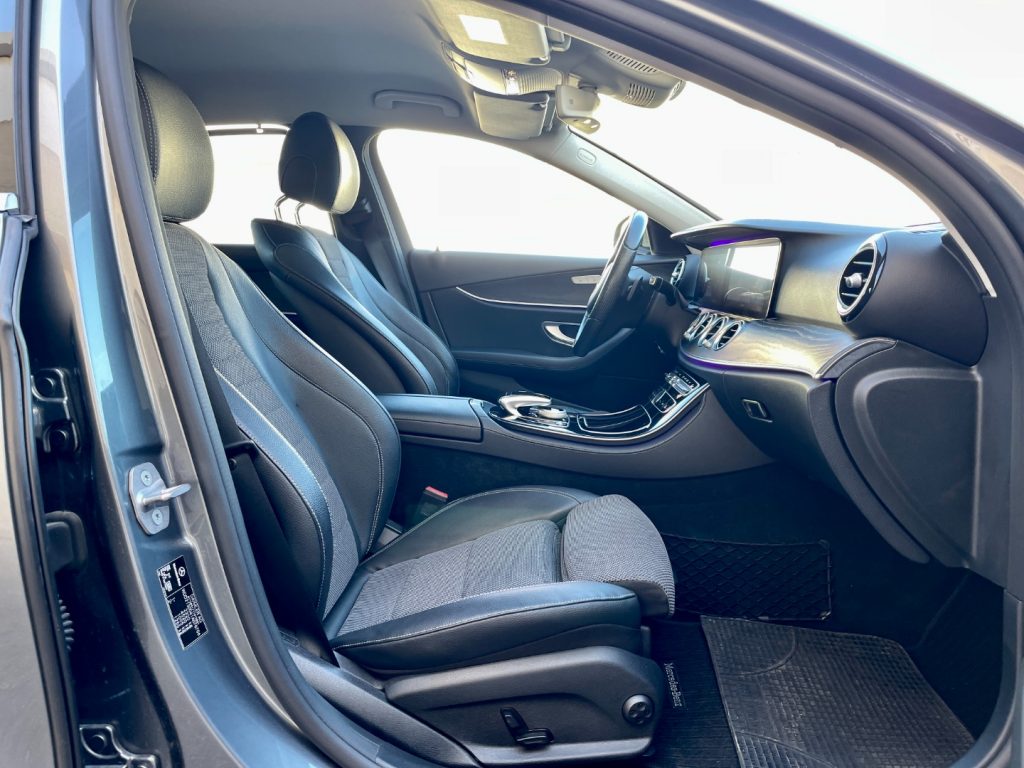 MERCEDES-BENZ E 220 d Sport (Virtual/Navi/Retro/LED) - 22