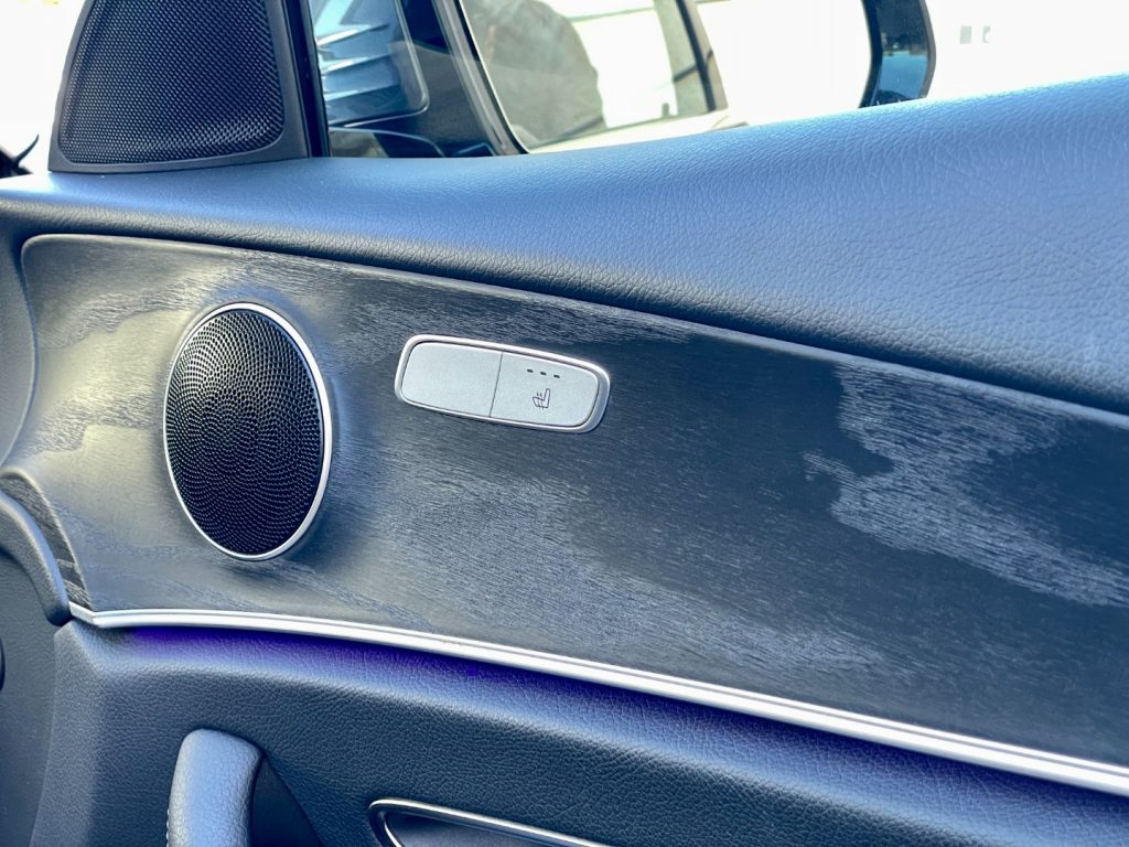 MERCEDES-BENZ E 220 d Sport (Virtual/Navi/Retro/LED) - 27