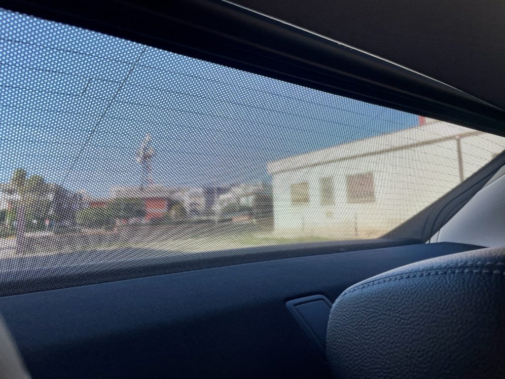 MERCEDES-BENZ E 220 d Sport (Virtual/Navi/Retro/LED) - 44