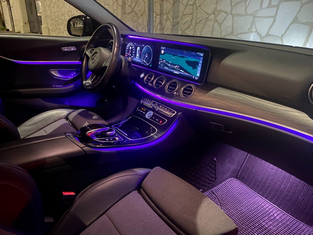 MERCEDES-BENZ E 220 d Sport (Virtual/Navi/Retro/LED) - 9