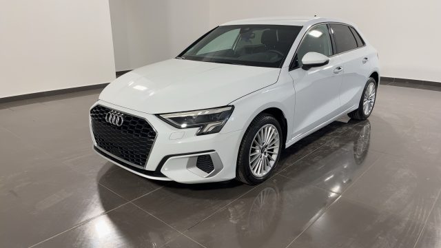 AUDI A3 Bianco metallizzato