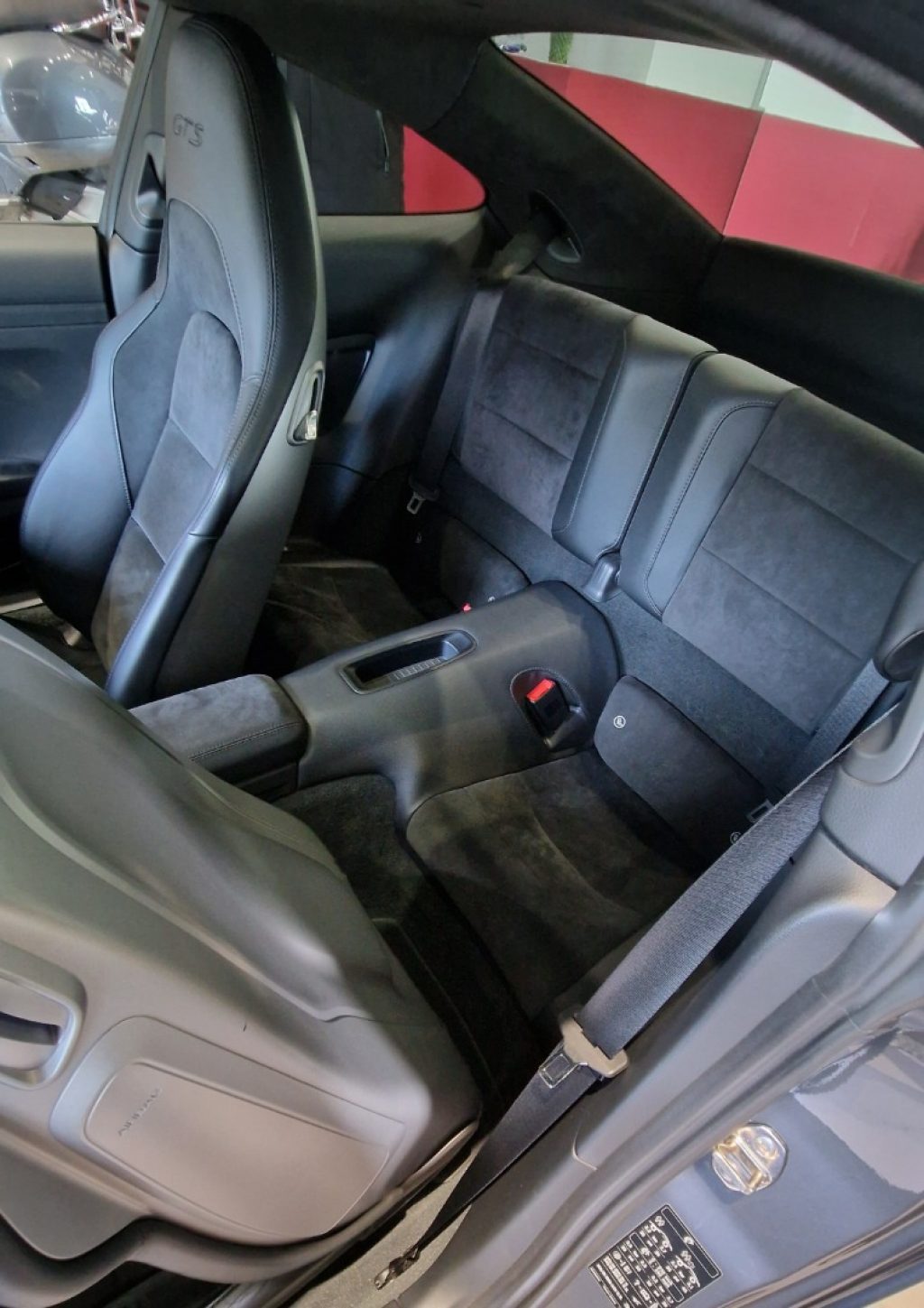 PORSCHE 991 3.0 Carrera 4 GTS Coupé - Porsche Approved - 14