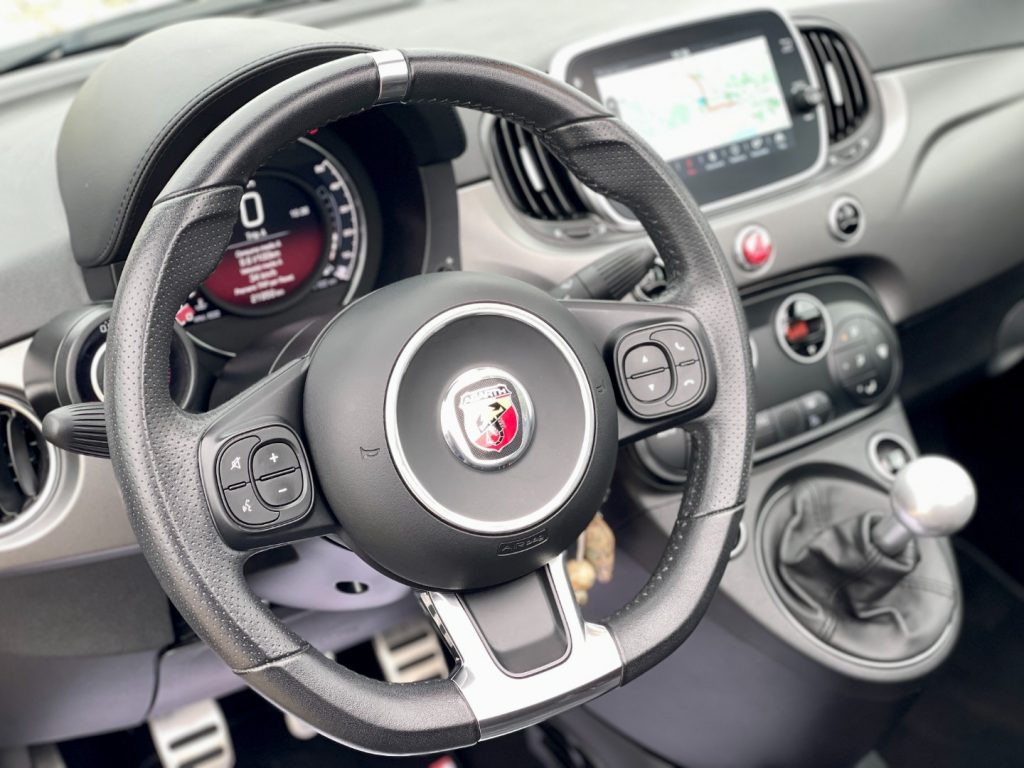 ABARTH 595 C 1.4 Turbo T-Jet 165cv Turismo - FULL - 23
