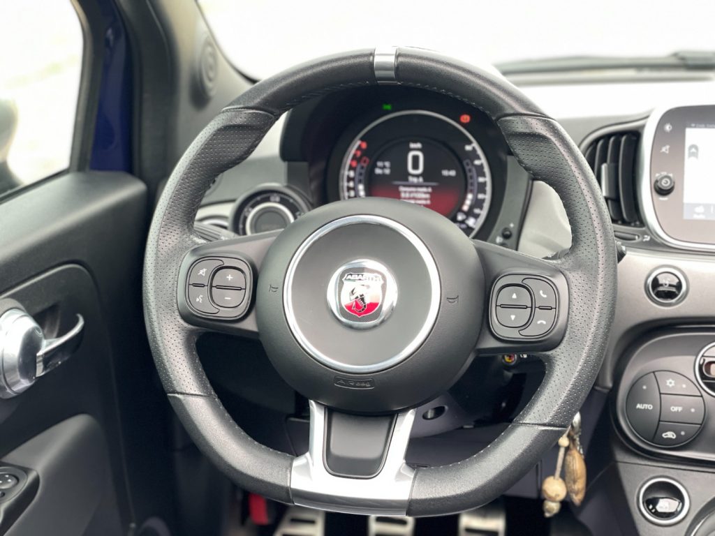 ABARTH 595 C 1.4 Turbo T-Jet 165cv Turismo - FULL - 24