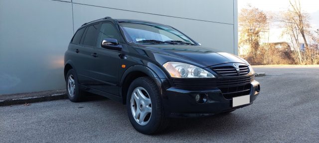 SSANGYONG Kyron Nero pastello